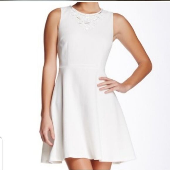 Trina Turk dress Size 4 - Picture 2 of 6